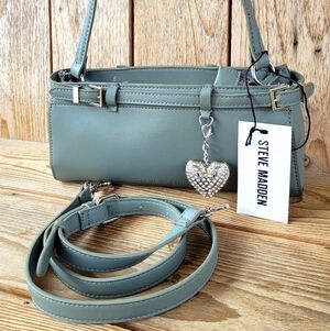 Steve Madden Diamond Heart Small Shoulder or Crossbody Carry Handbag